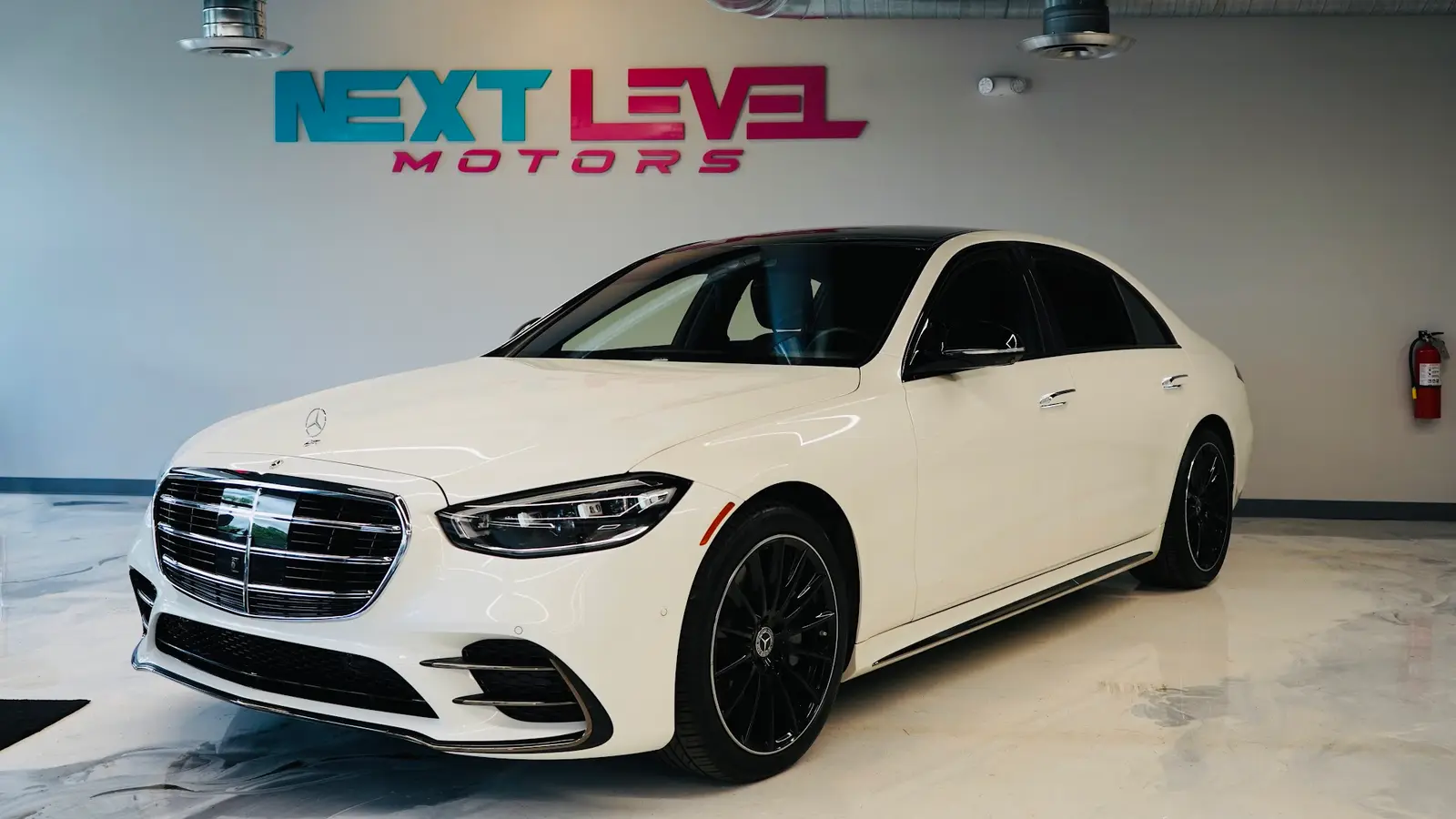 2023 Mercedes-Benz S580 gallery 3