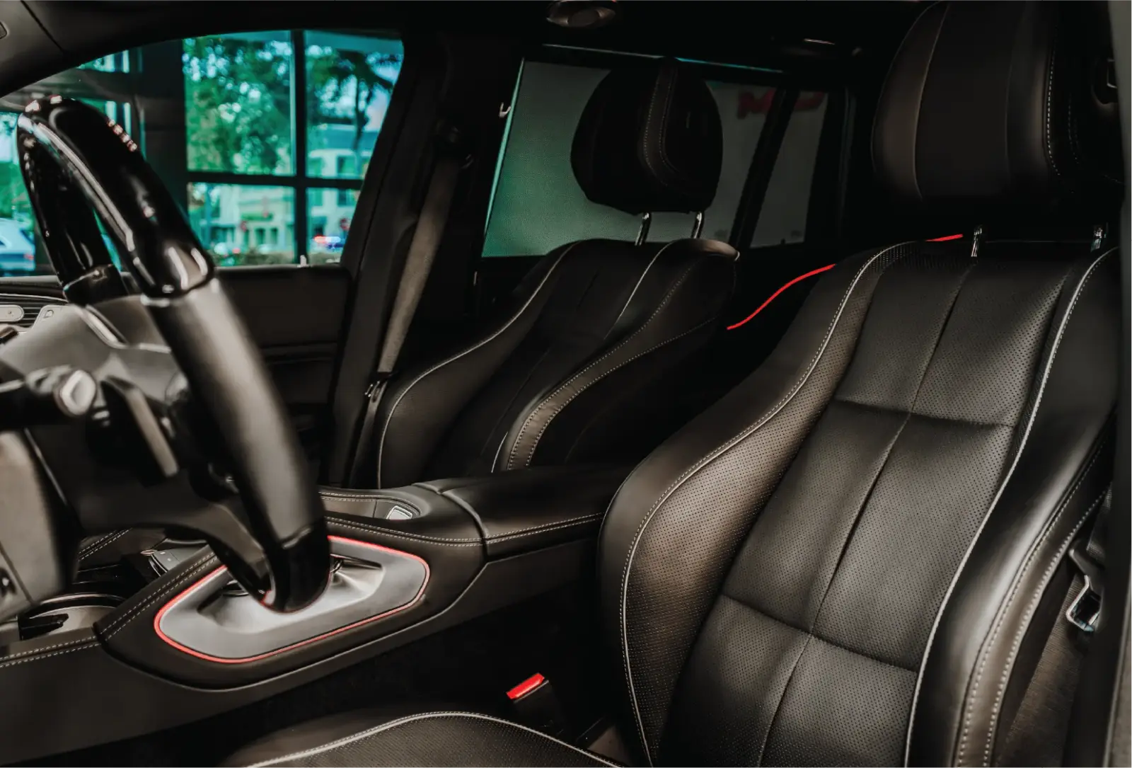 2021 Mercedes-Benz GLS600 Maybach White And Black gallery 12