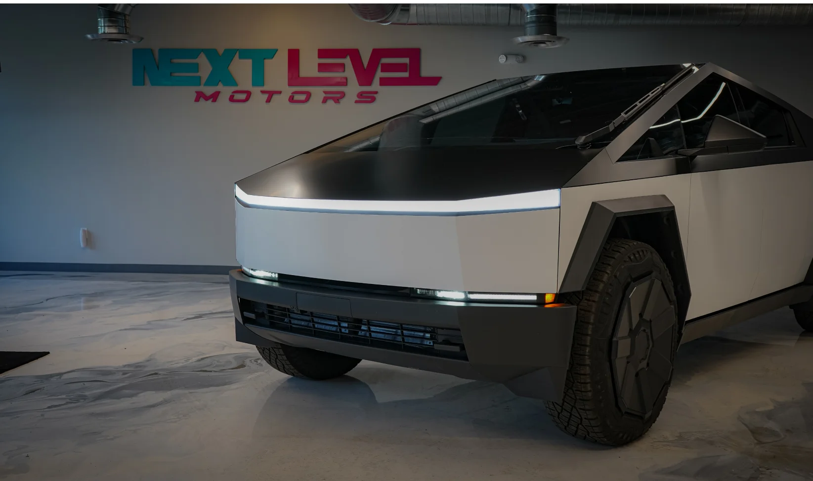 2024 Tesla Cybertruck Cyberbeast B&W gallery 2