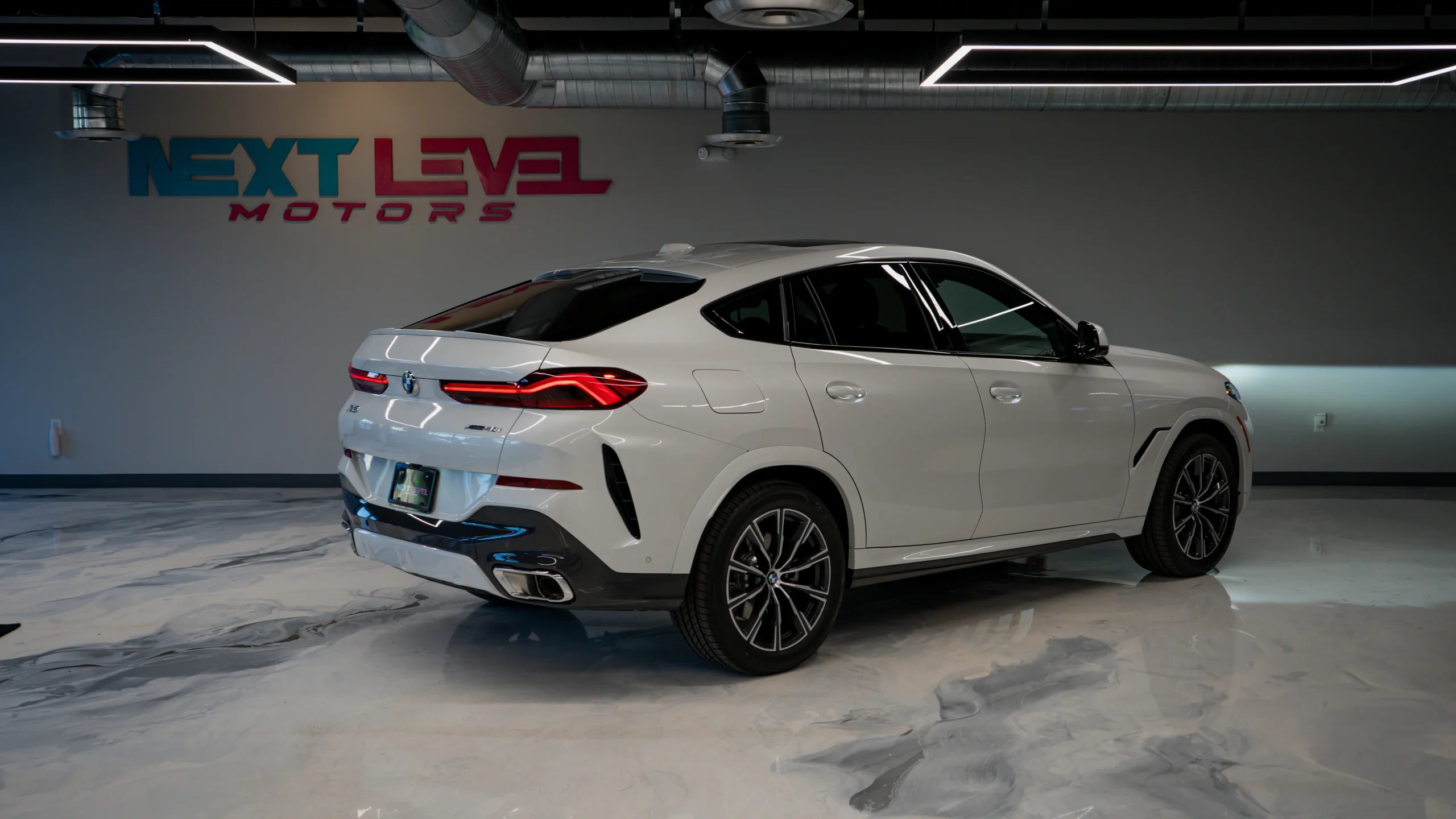 2025 BMW X6 gallery 5