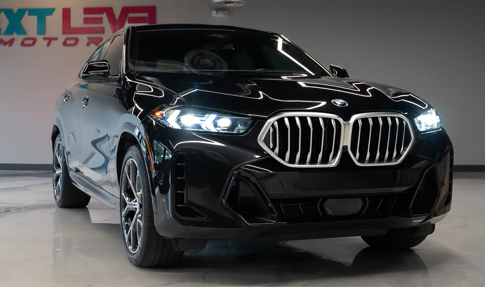 2024 BMW X6 xDrive40I