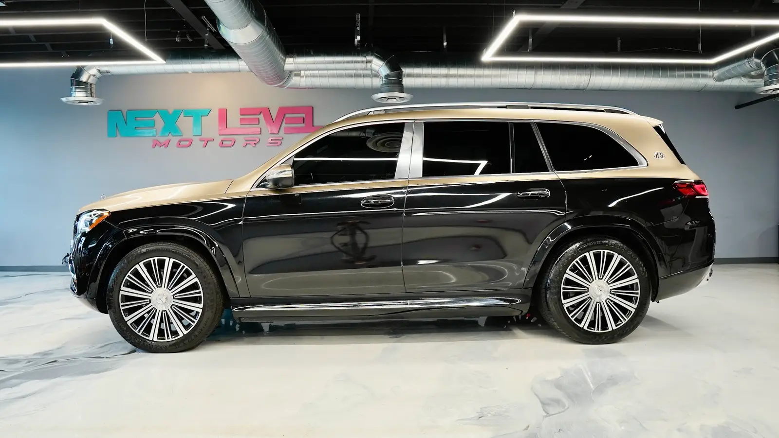 2021 Maybach GLS 600 gallery 4