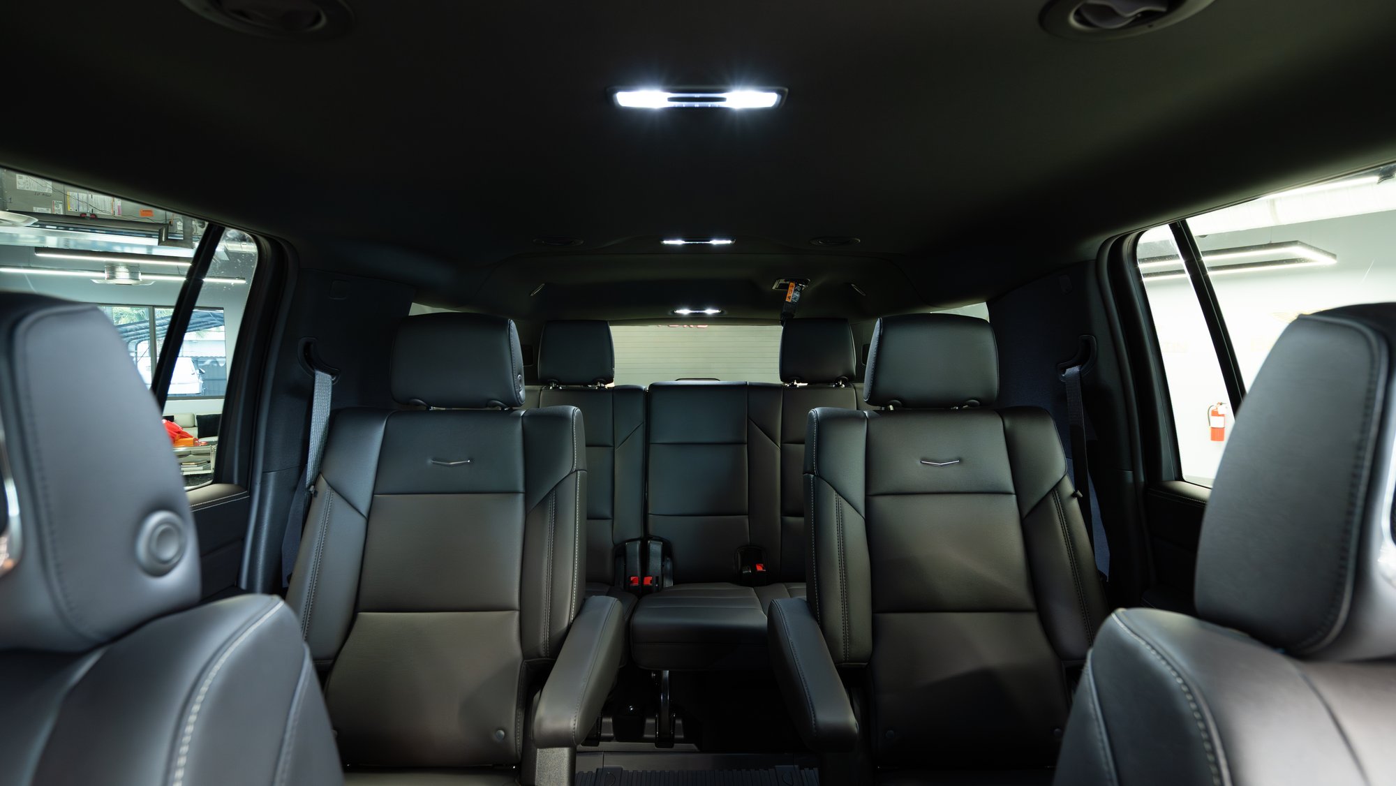 2026 Cadillac Escalade ESV Sport Platinum gallery 34