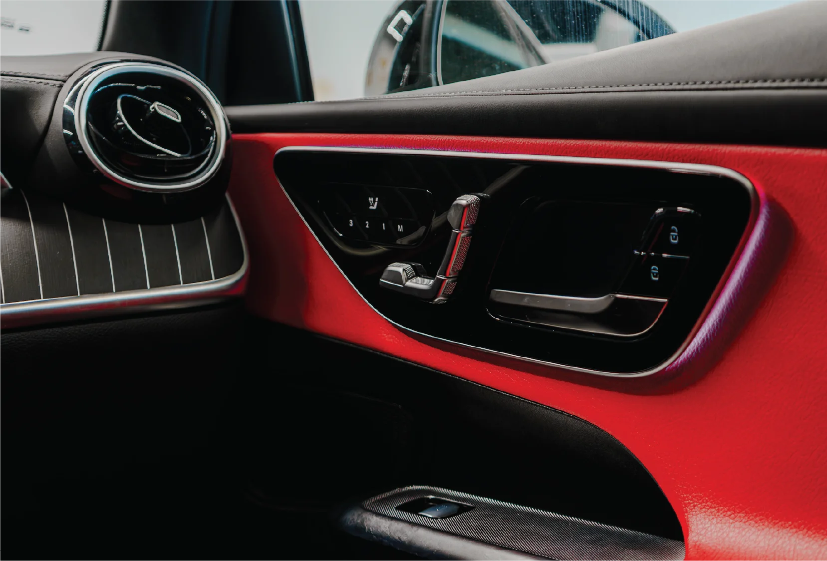 2024 Mercedes-Benz AMG GLC 300 Coupe gallery 9