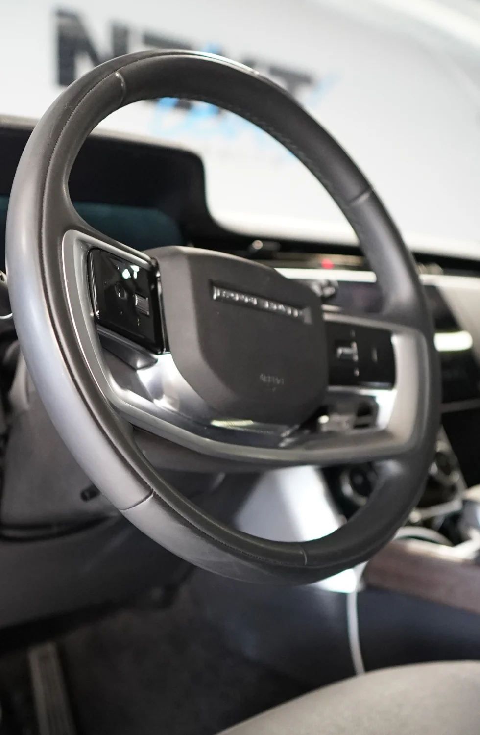 2023 Land Rover Range Rover P530 SE gallery 10