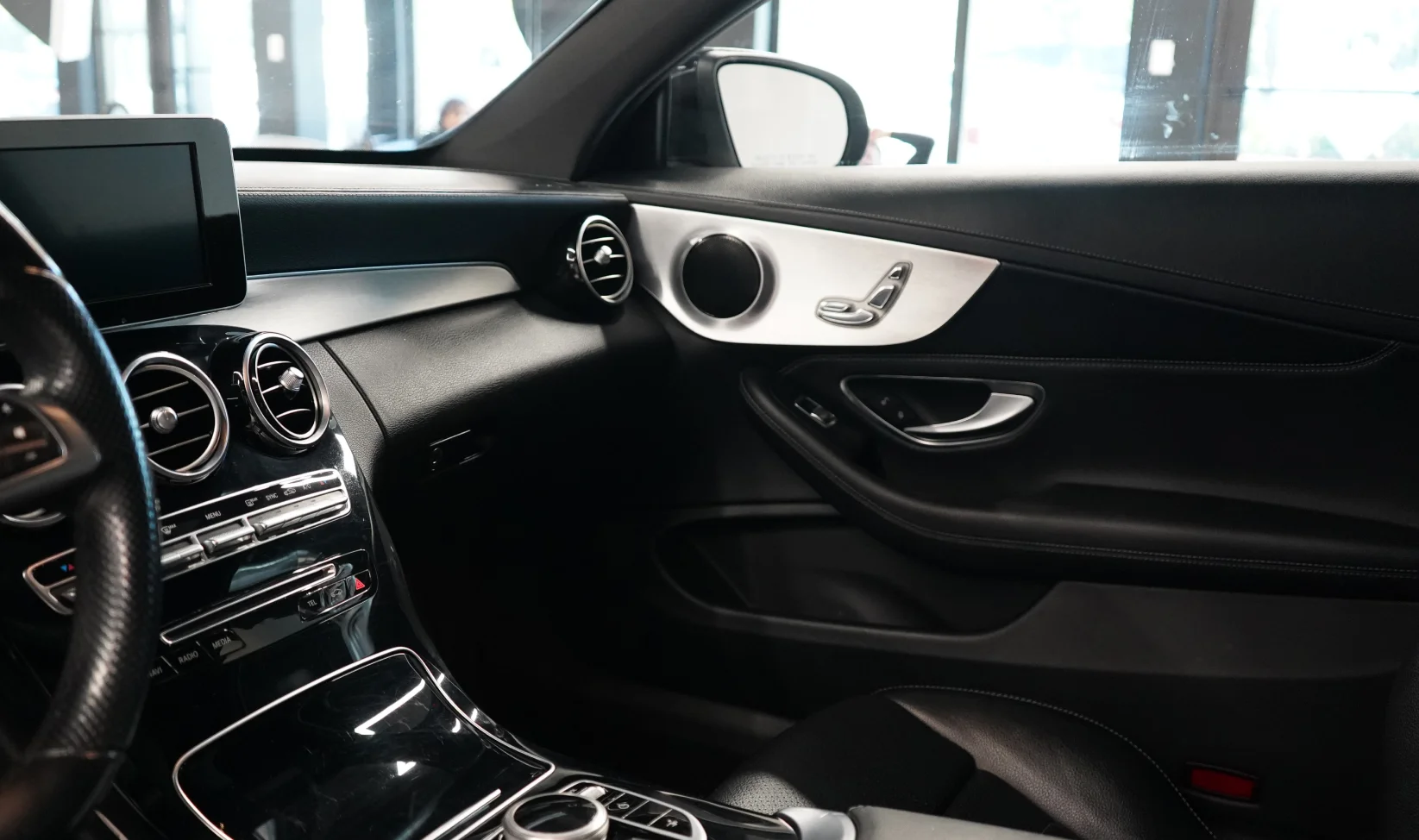 2021 Mercedes-Benz C300 Coupe gallery 14