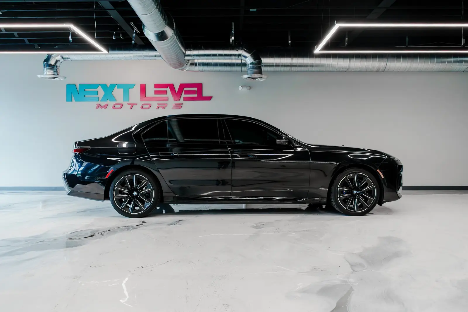 2023 BMW 740I gallery 6