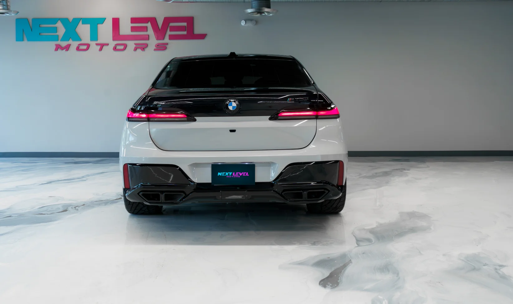 2023 BMW 760I gallery 6