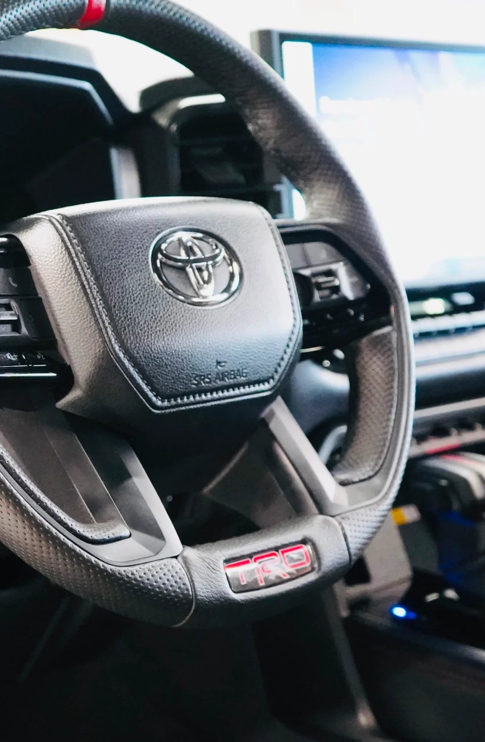 2024 Toyota Tundra Hybrid Crewmax gallery 13