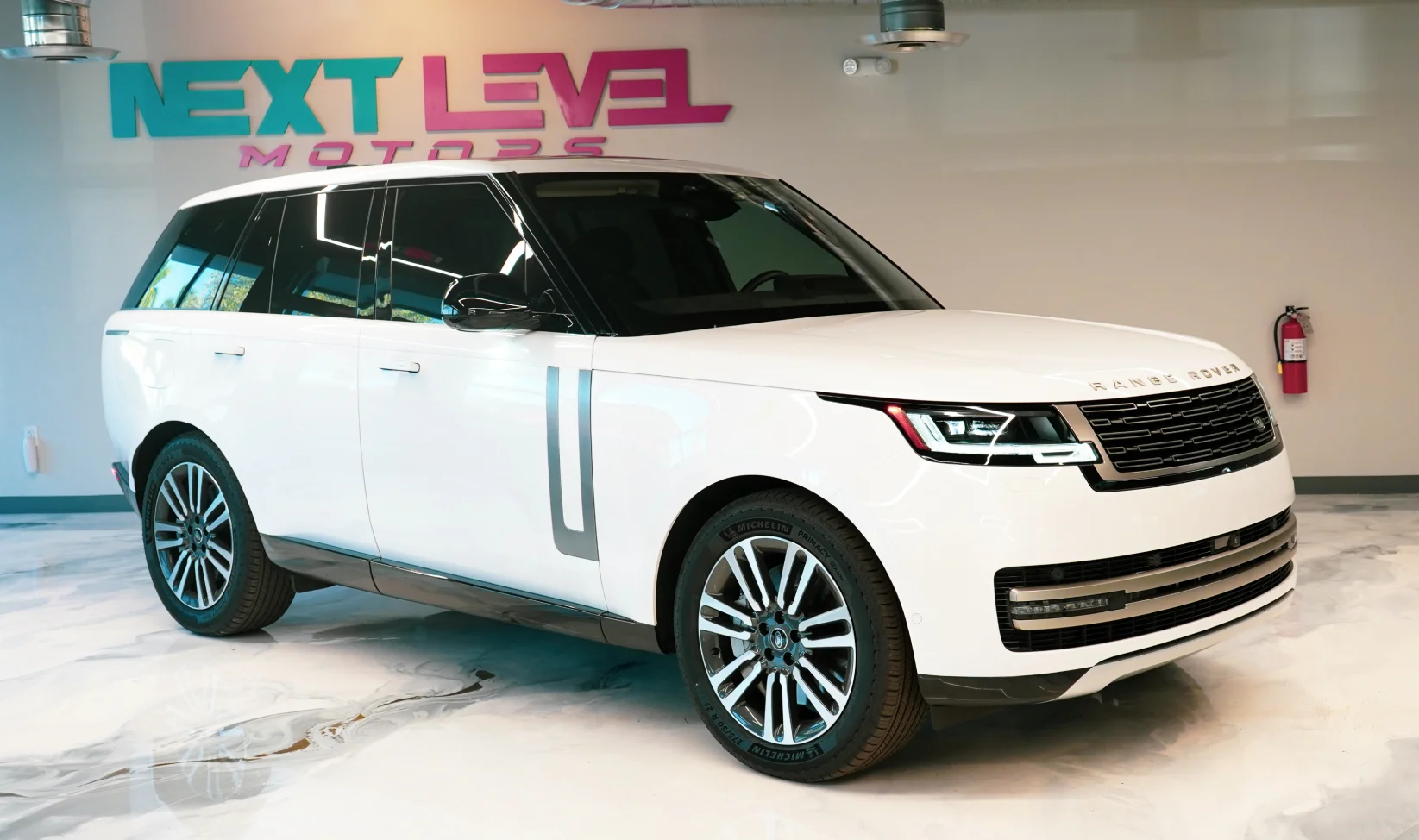 2024 Land Rover Range Rover SE