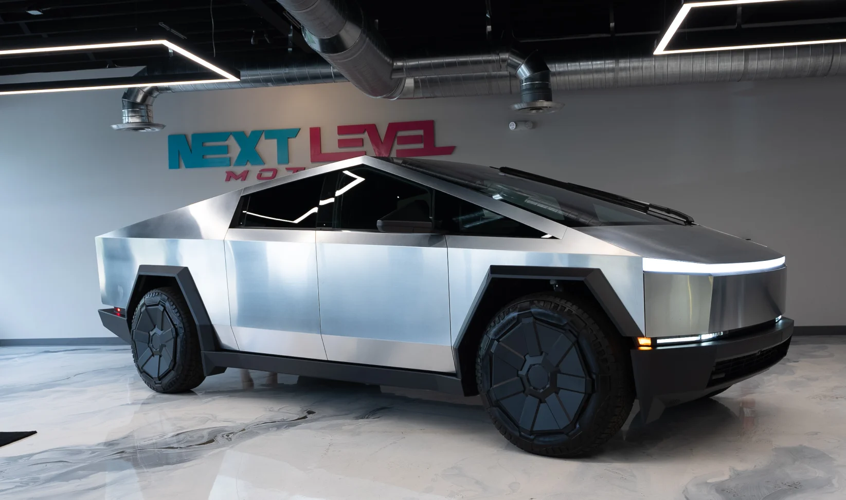 2024 Tesla Cybertruck Cyberbeast