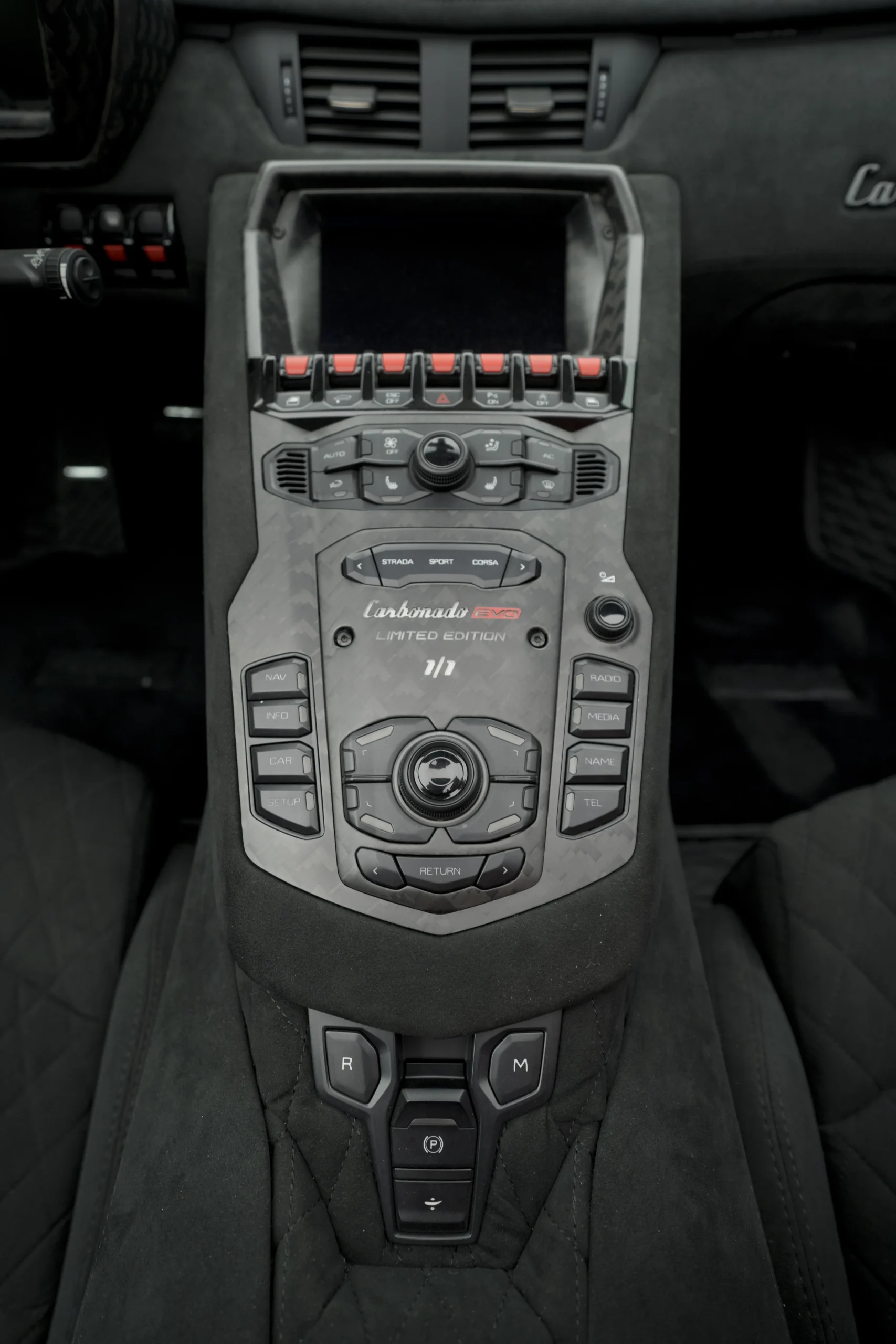 CARBONADO EVO detail 2